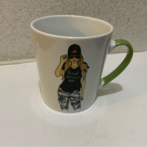 Proud Military Wife Coffee Mug Cup Ceramic 4.5" Tall White Green Handle Large - Picture 4 of 6